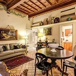 Exquisite Residence By Piazza Navona