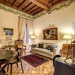Exquisite Residence By Piazza Navona
