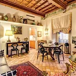 Exquisite Residence By Piazza Navona